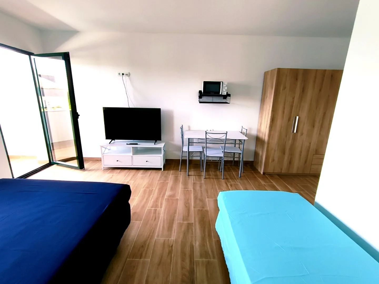 Habitación 1 · Habitación 1 Camas 01
