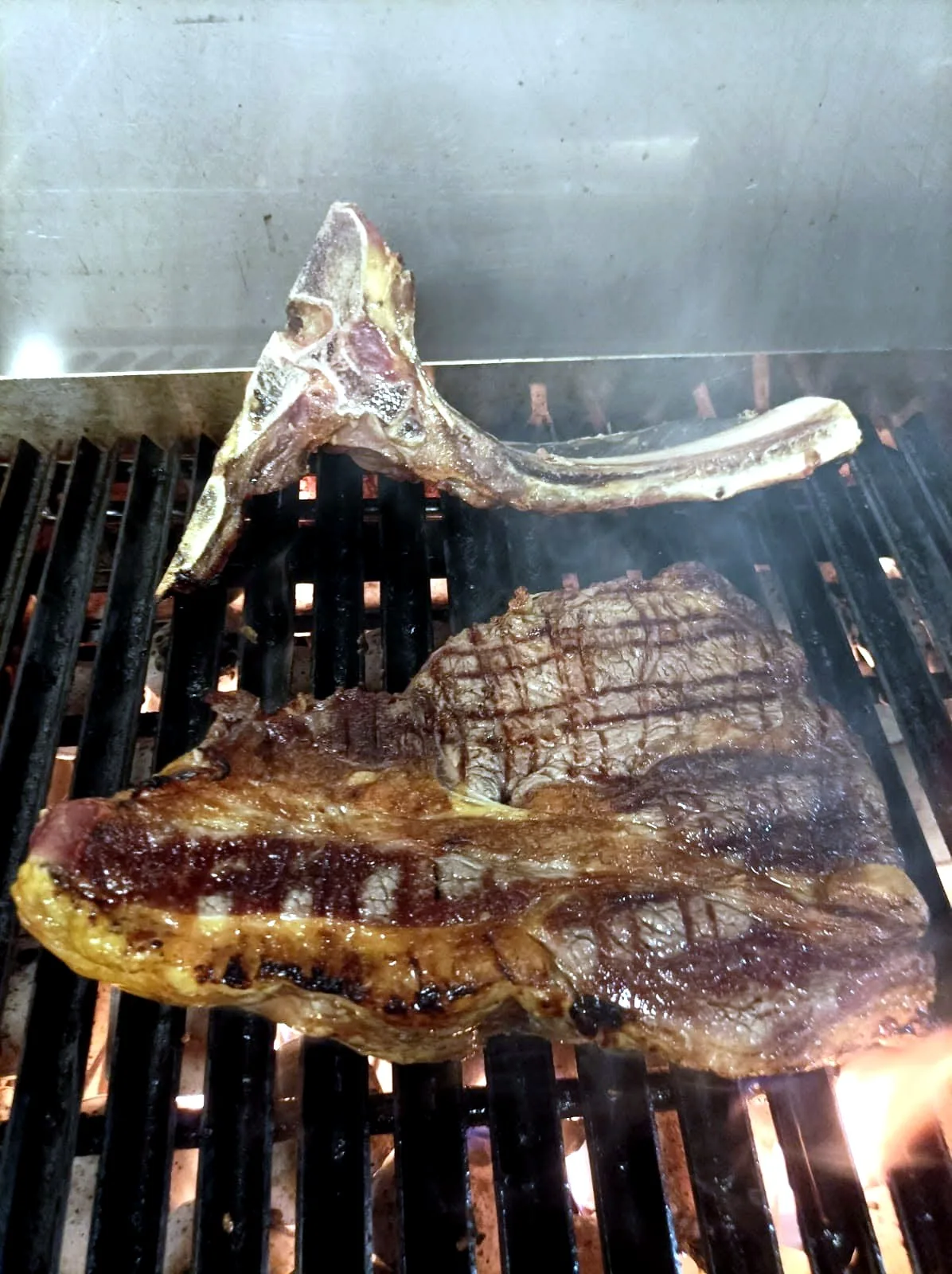 Restaurante · Restaurante Parrilla 02